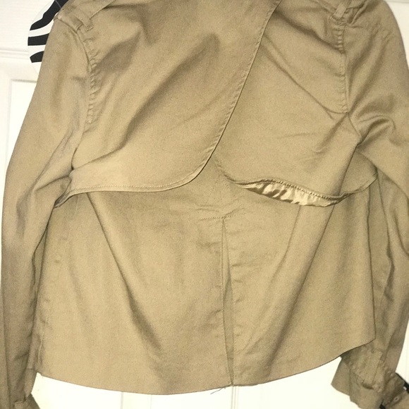 H&M jacket 😍 - Picture 2 of 2